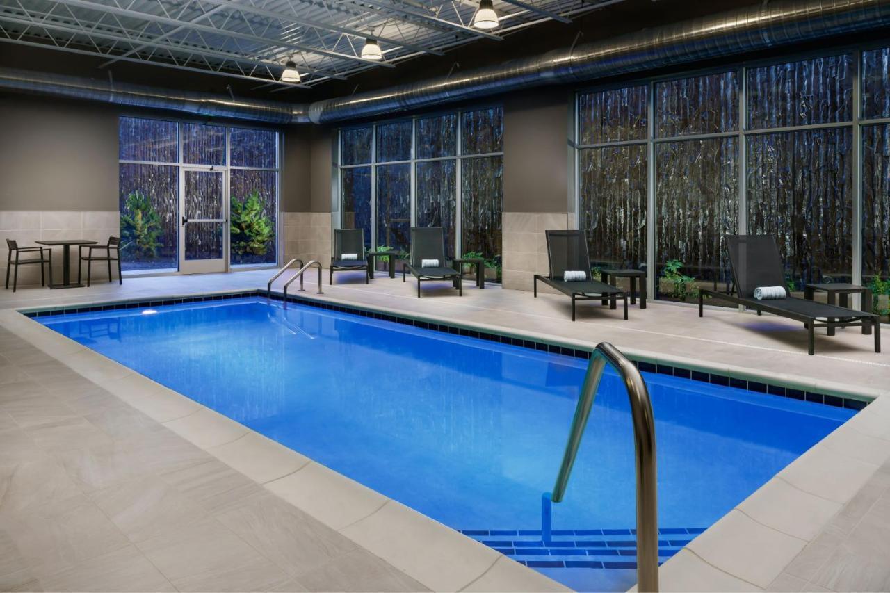 Ac Hotel By Marriott Portland Beaverton Εξωτερικό φωτογραφία